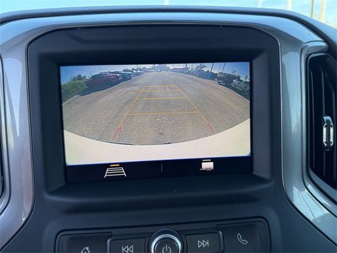 Used 2020 Chevrolet Silverado 1500 Custom w/ Custom Value Package image 22