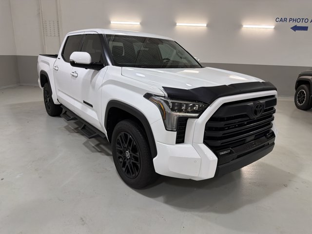 Used 2024 Toyota Tundra Limited AWD/4WD image 4