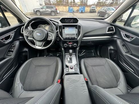 Used 2022 Subaru Forester Premium image 25