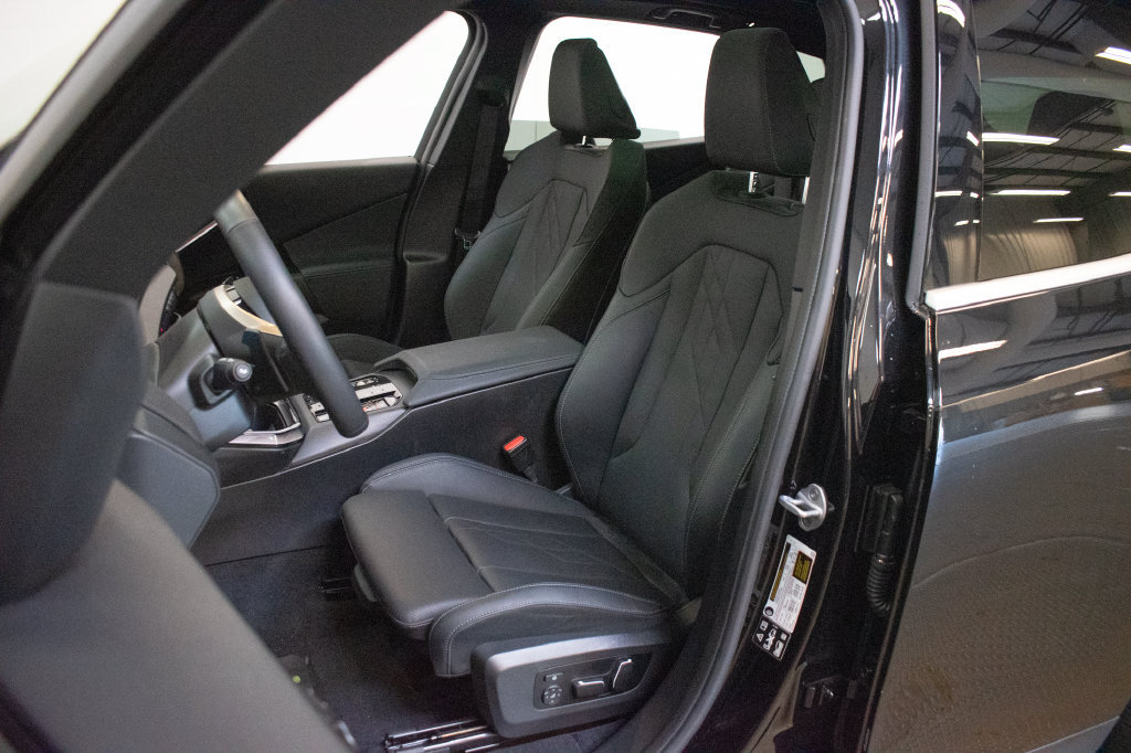 Used 2025 BMW X3 xDrive30i w/ Premium Package AWD/4WD image 20