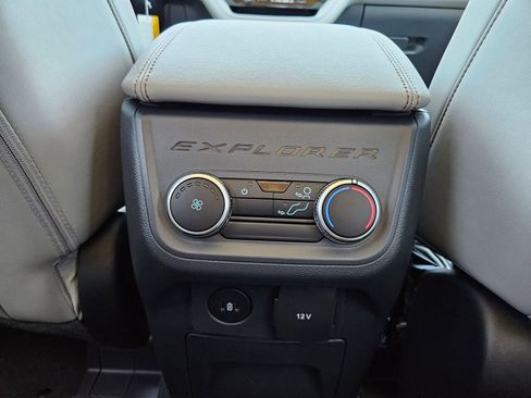 New 2026 Ford Explorer Active w/ Active Comfort Package image 27