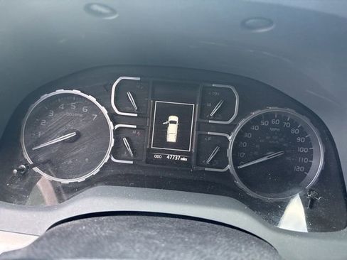 Used 2021 Toyota Tundra Platinum image 42