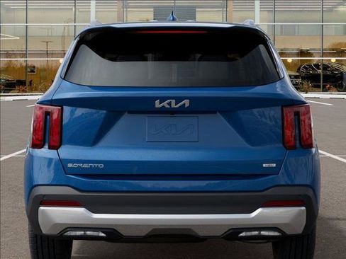 New 2025 Kia Sorento EX image 13