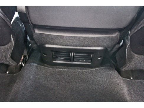 Used 2017 RAM 1500 Laramie AWD/4WD image 15