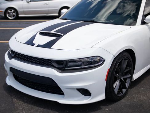 Used 2019 Dodge Charger Scat Pack RWD image 6