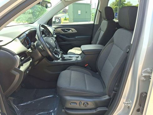 Used 2021 Chevrolet Traverse LT AWD/4WD image 15