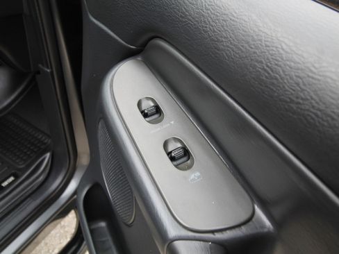 Used 2003 Dodge Ram 2500 Truck SLT image 33