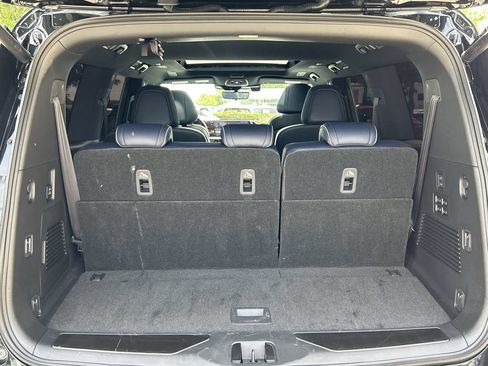 Certified 2026 INFINITI QX80 4WD image 28