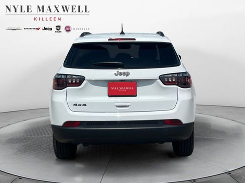 New 2026 Jeep Compass Latitude image 15