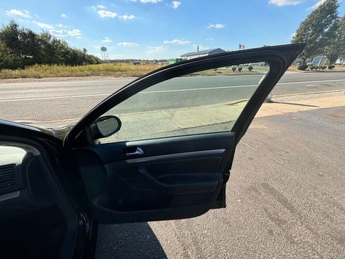 Used 2008 Volkswagen Jetta Wolfsburg Edition image 16