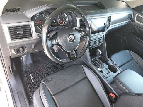 Used 2019 Volkswagen Atlas SE FWD image 11