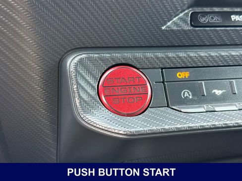 Used 2025 Ford Mustang Premium RWD image 24