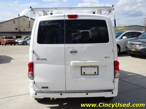 Used 2020 Nissan NV200 SV w/ Back Door Glass Package FWD image 11