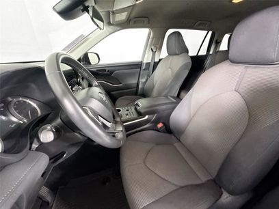 Certified 2024 Toyota Highlander LE