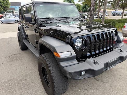 Used 2023 Jeep Wrangler Unlimited Sport AWD/4WD image 2