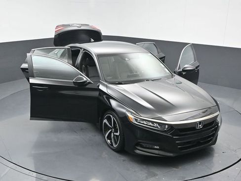 Used 2018 Honda Accord Sport image 25