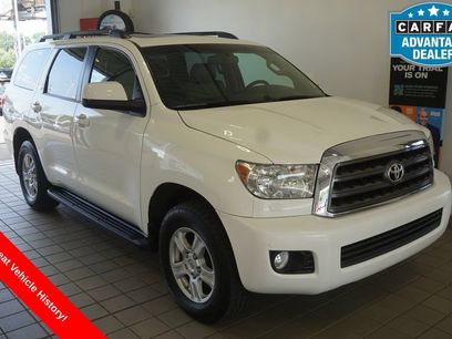 Used 2017 Toyota Sequoia SR5 w/ Premium Package
