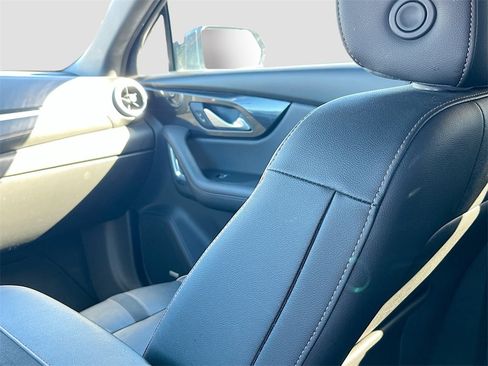 Used 2019 Chevrolet Blazer Premier w/ Sun and Wheels Package image 25