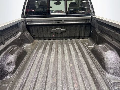 Used 2018 Chevrolet Colorado Z71 AWD/4WD image 27