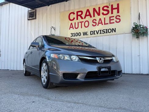 Used 2010 Honda Civic LX image 1