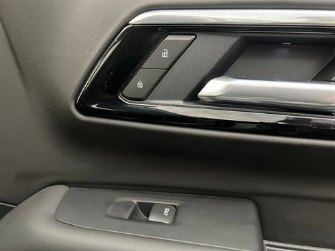 Used 2025 Chevrolet Tahoe LT image 26