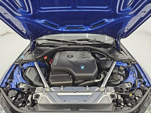 Used 2023 BMW 430i Coupe w/ M Sport Package RWD image 40