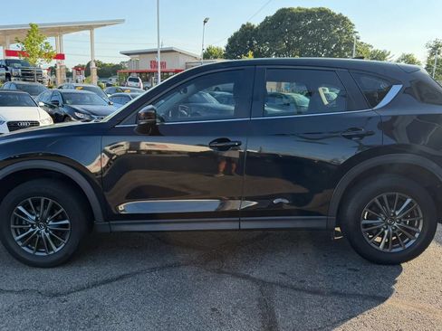 Used 2019 MAZDA CX-5 Sport FWD image 2