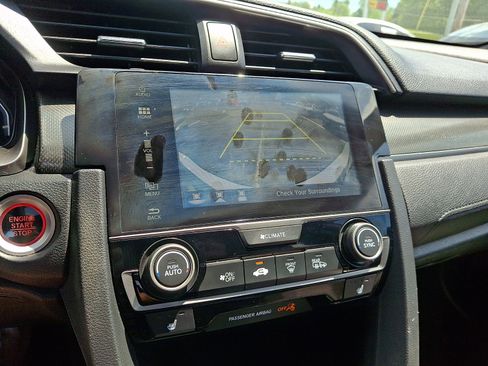 Certified 2018 Honda Civic EX image 24