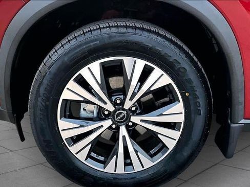 Certified 2023 Nissan Rogue SV w/ SV Premium B Package image 11