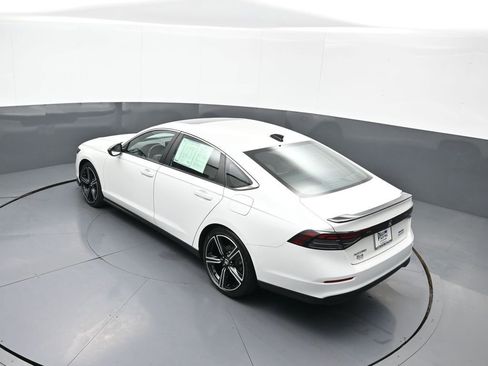 Certified 2024 Honda Accord Sport image 39