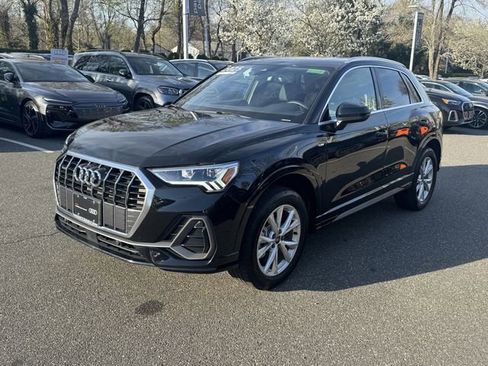 Used 2025 Audi Q3 2.0T Premium image 8