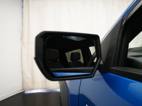 Used 2024 Chevrolet Colorado ZR2 AWD/4WD image 24