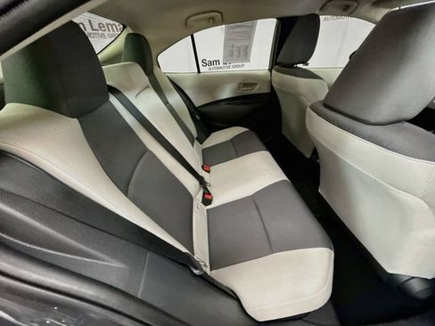 Used 2025 Toyota Corolla LE w/ LE Premium Package FWD image 25