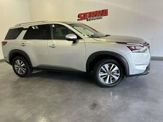 Used 2025 Nissan Pathfinder SL AWD/4WD video 2