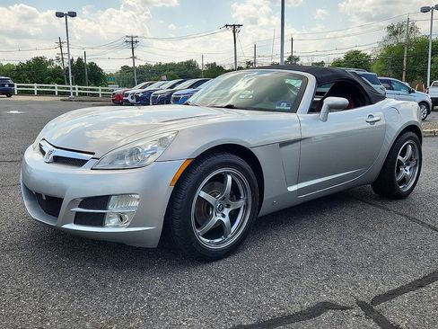 Used 2008 Saturn Sky w/ Premium Trim Package RWD image 3