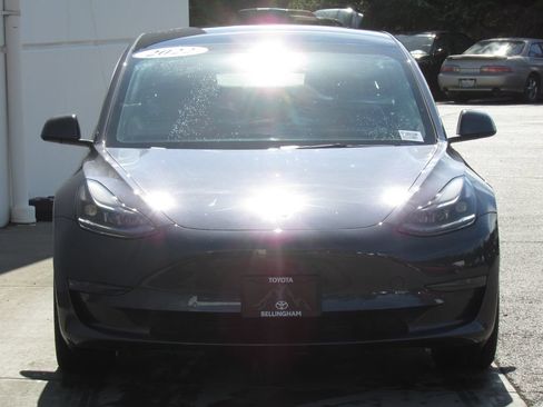Used 2022 Tesla Model 3 RWD image 3