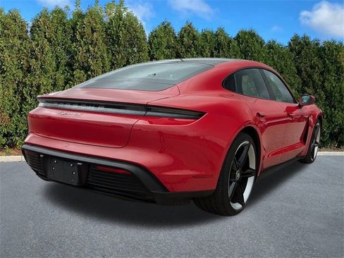 Used 2022 Porsche Taycan 4S image 4