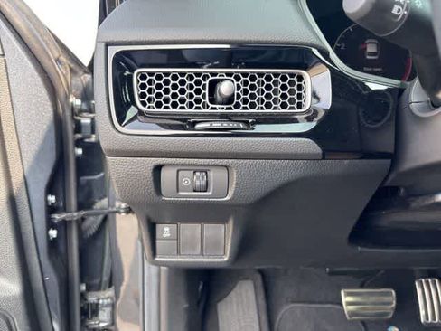 Certified 2026 Honda Civic Sport image 10