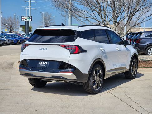 New 2026 Kia Sportage SX image 4