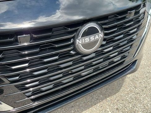 Certified 2025 Nissan Sentra S FWD image 17