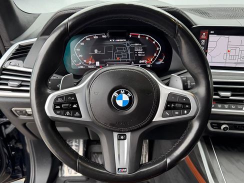 Used 2022 BMW X7 M50i image 40