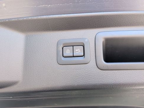 Certified 2025 MAZDA CX-50 2.5 Hybrid w/ Weather Package image 10