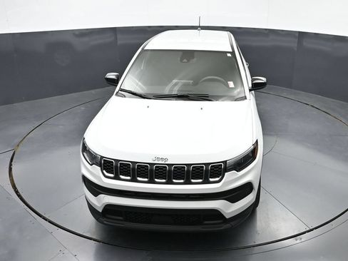 Used 2025 Jeep Compass Sport AWD/4WD image 35