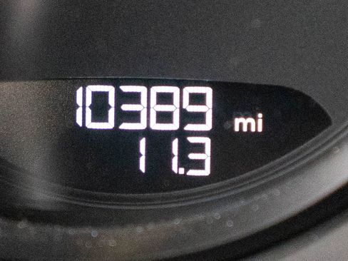 Certified 2025 Porsche 718 Cayman image 32