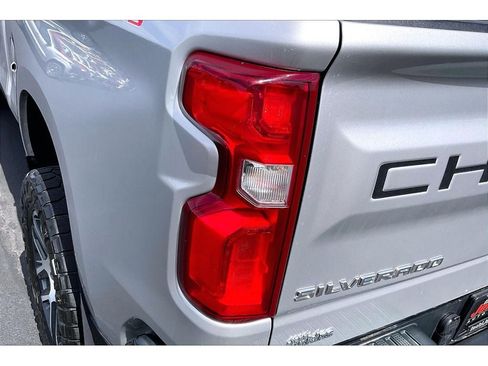 Used 2019 Chevrolet Silverado 1500 LT Trail Boss AWD/4WD image 30