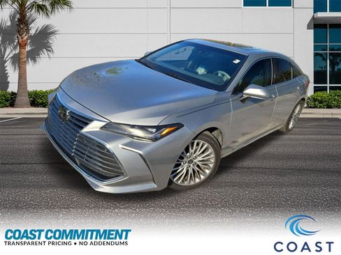Used 2021 Toyota Avalon Limited w/ Advanced Safety Package image 2