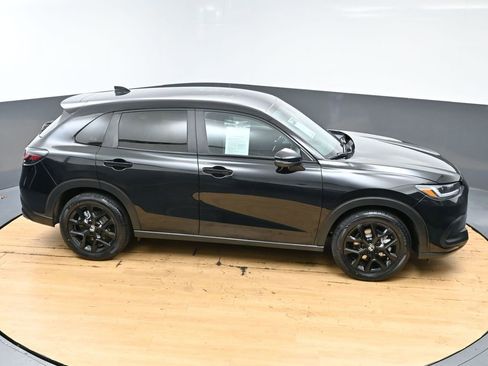 Used 2023 Honda HR-V Sport image 44