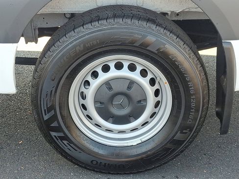 New 2025 Mercedes-Benz Sprinter 2500 image 6