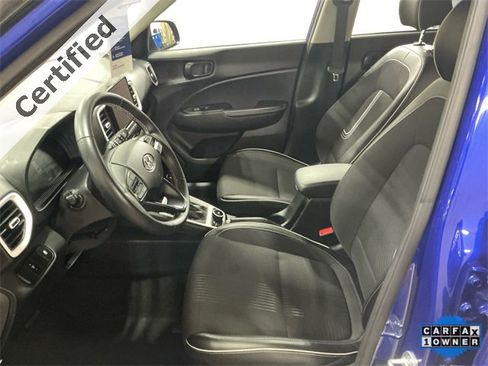 Certified 2023 Hyundai Venue Limited image 9