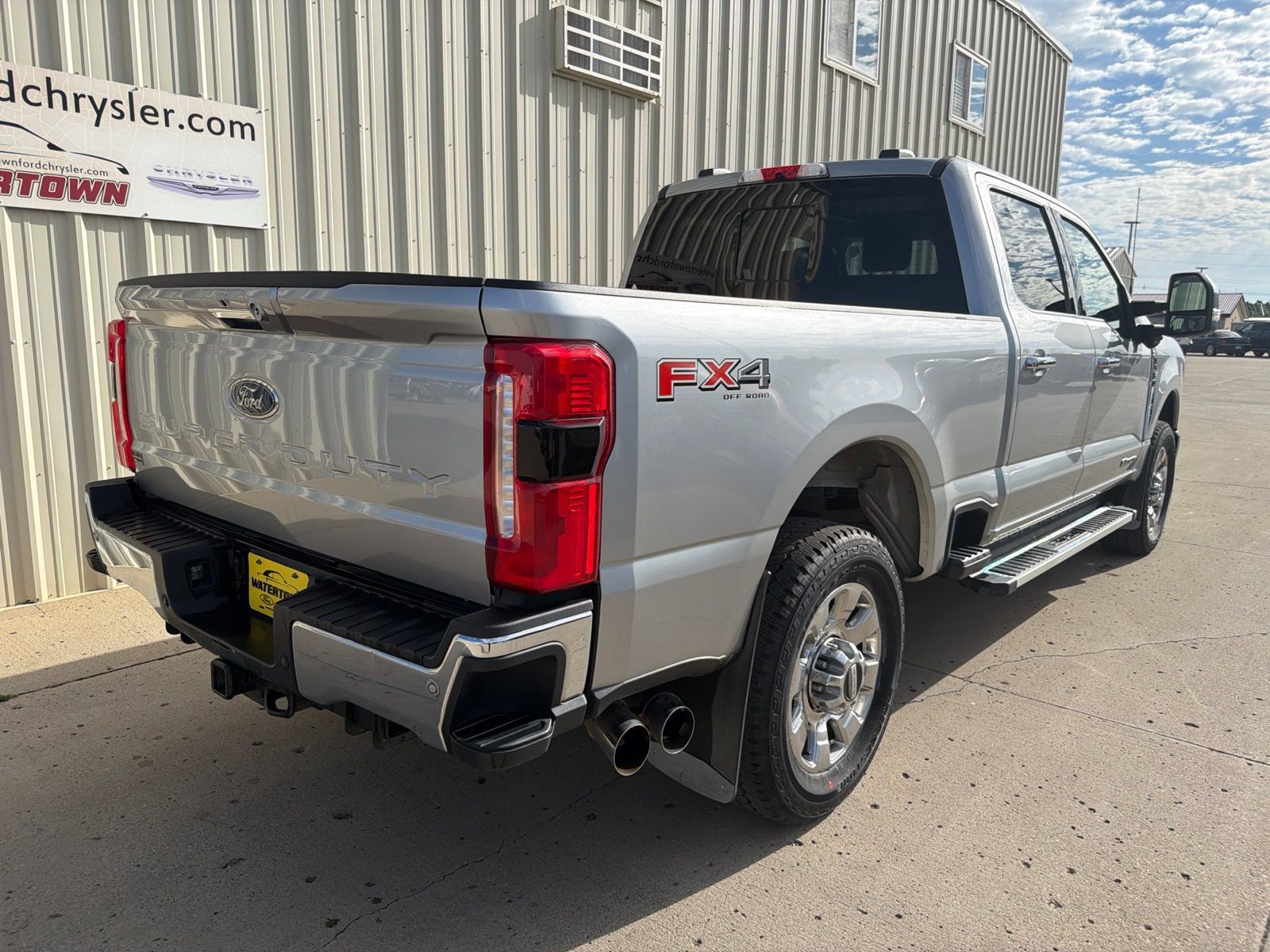 Used 2023 Ford F350 Lariat w/ Chrome Package AWD/4WD image 7